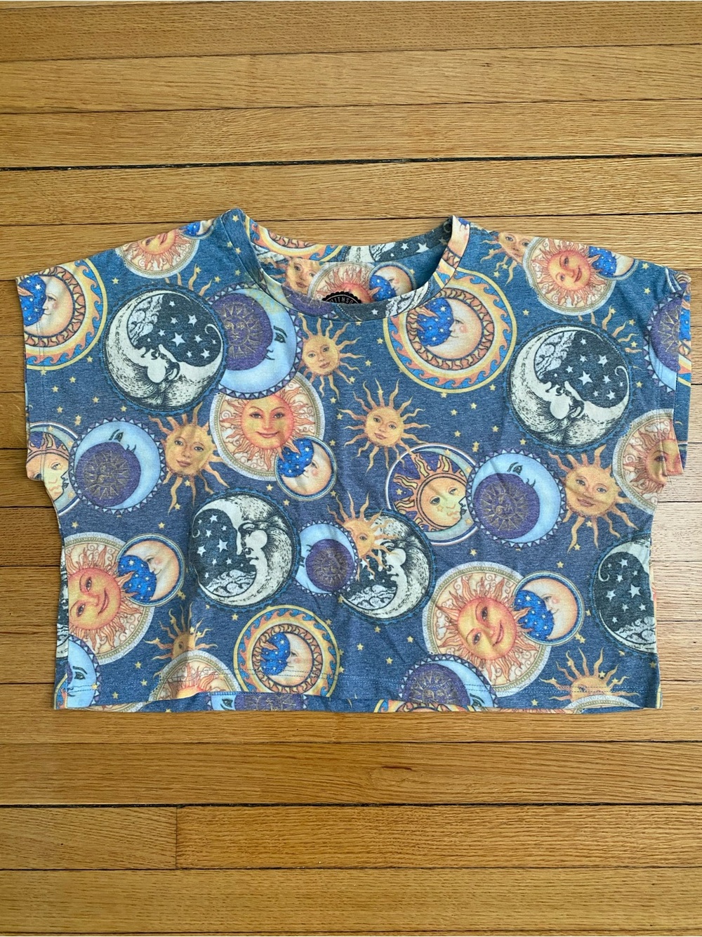 Cropped Sun Moon Boxy T-Shirt - Indie Sleaze / Bohemian